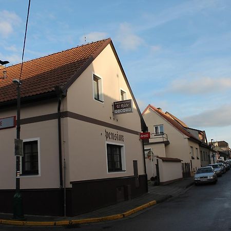 Hotel Penzion U Ruze Sezimovo Ústí Exterior foto